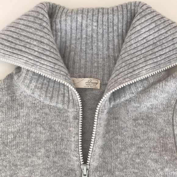 Old Navy long grey zip up sweater - Picture 2 of 10